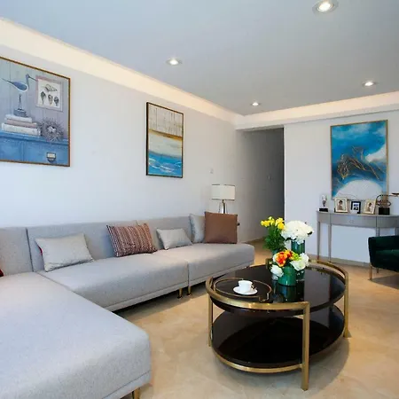Appartement Brand New Super Luxury Beachfront Limasol